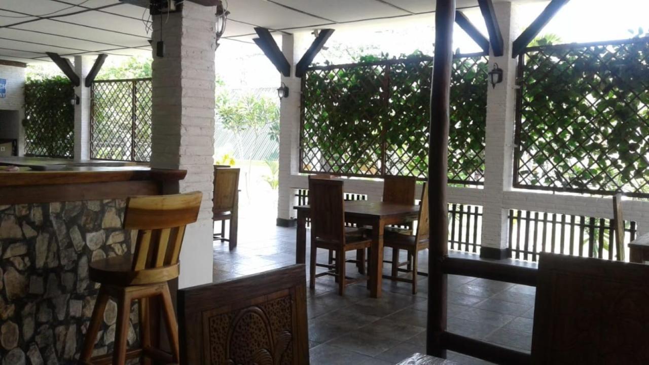 Casavelion Hotel Каримунджава Екстериор снимка